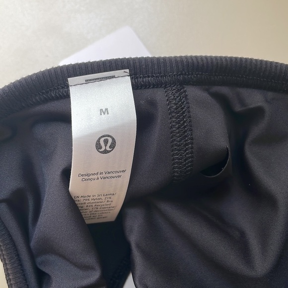 Lululemon Nulu Ribbed Scoopneck Bra with Heart Cutout - Picture 2 of 6